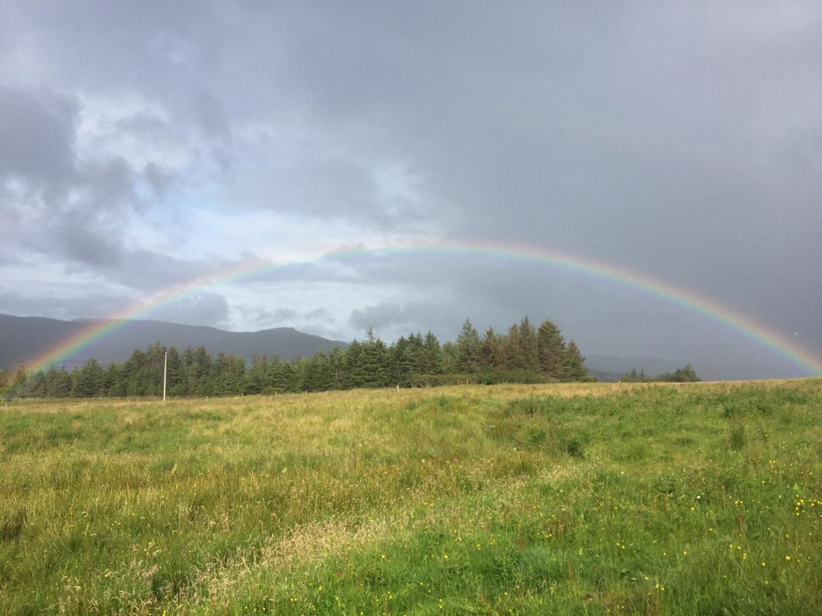 Skeabost View Pods Skye Villa Портри Екстериор снимка
