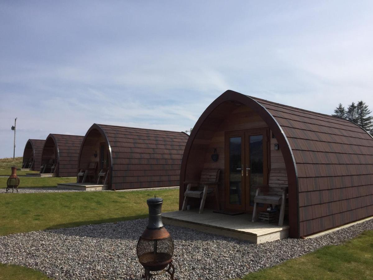 Skeabost View Pods Skye Villa Портри Екстериор снимка