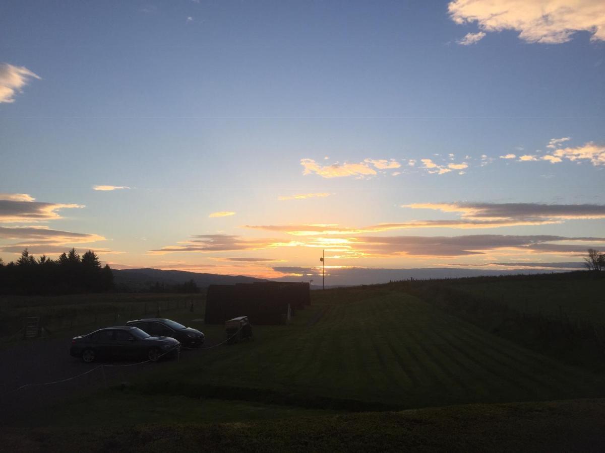 Skeabost View Pods Skye Villa Портри Екстериор снимка