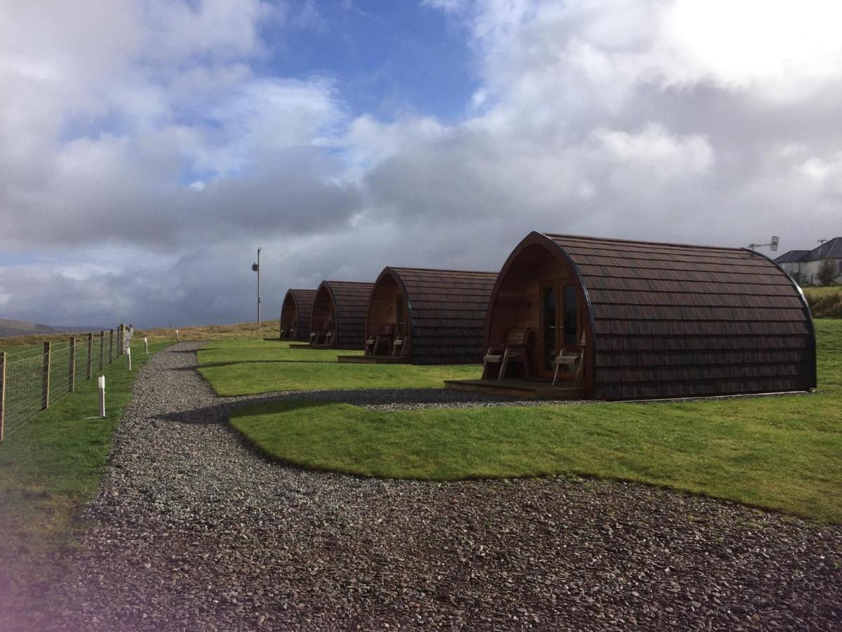 Skeabost View Pods Skye Villa Портри Екстериор снимка